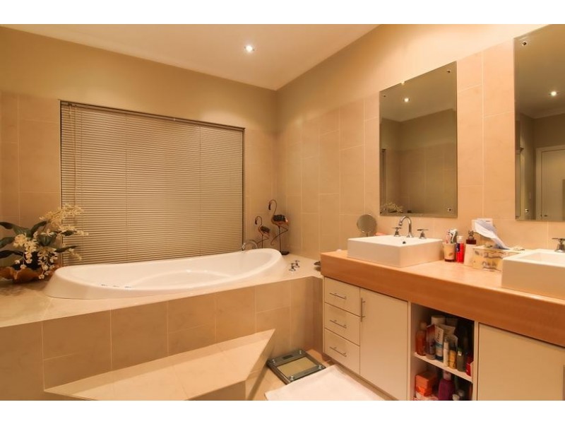 18 Vitali Crescent SOMERVILLE, Kalgoorlie WA 6430