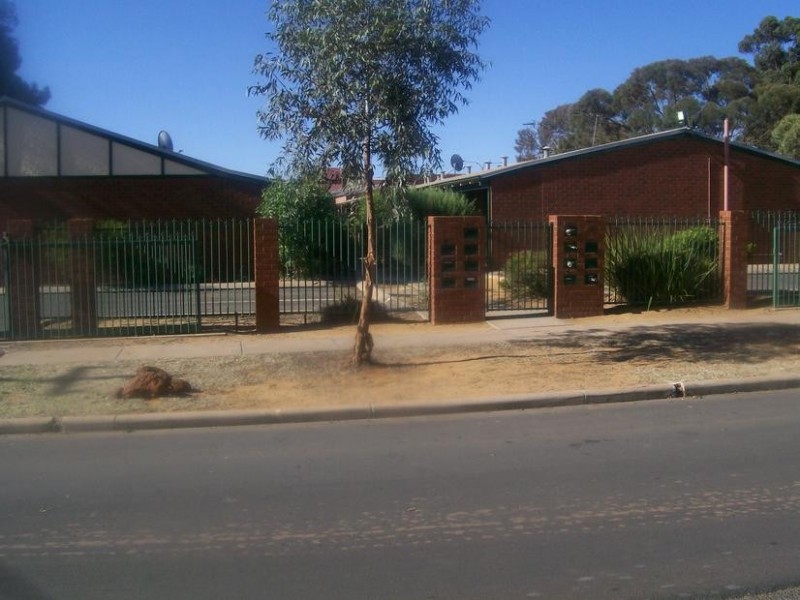 3/11 Piesse Street, Boulder WA 6432