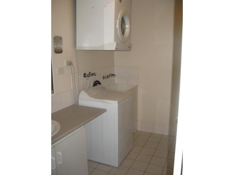 2/9 Lane Street, Kalgoorlie WA 6430