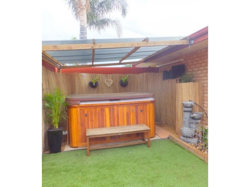 2 Crowley Gardens, SOMERVILLE, Kalgoorlie WA 6430