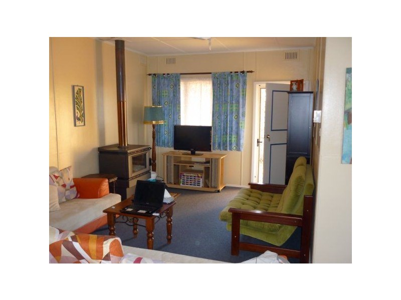 2 Queen Victoria Street, Leonora WA 6438