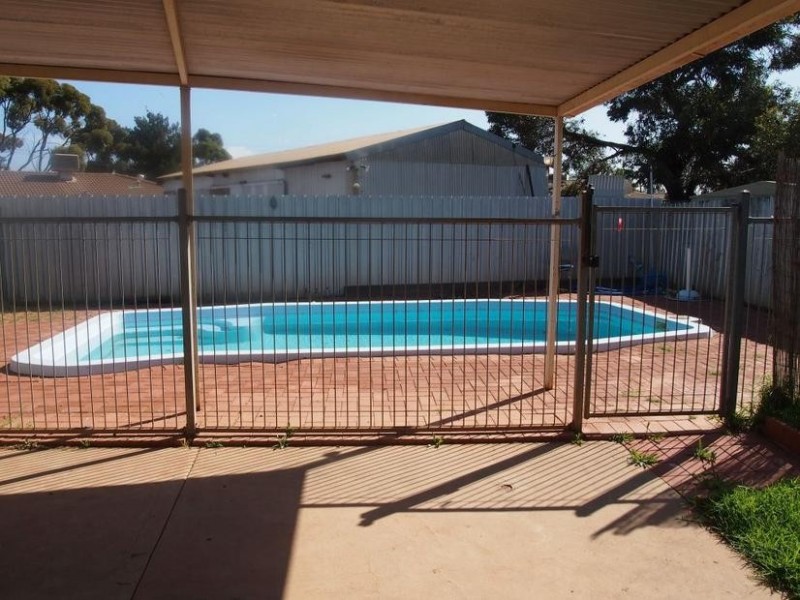 2 Dixon Court, SOUTH KALGOORLIE, Kalgoorlie WA 6430