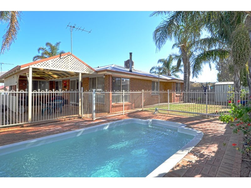 9 Paddington Drive, HANNANS, Kalgoorlie WA 6430