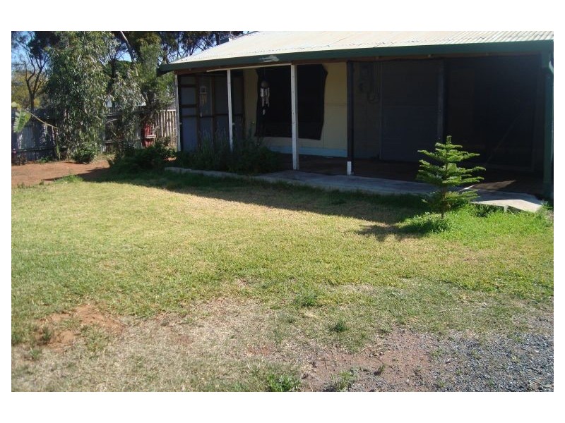 15 Downing Street, Norseman WA 6443