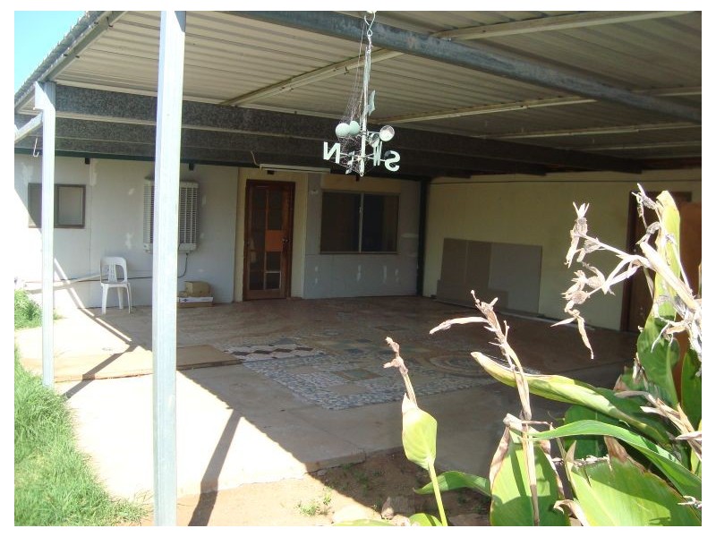 15 Downing Street, Norseman WA 6443