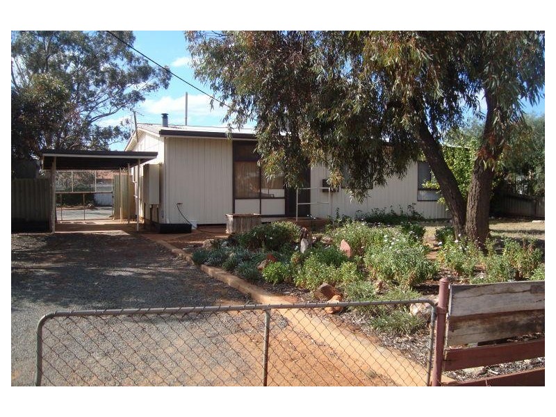 84 Shaw Street, Coolgardie WA 6429