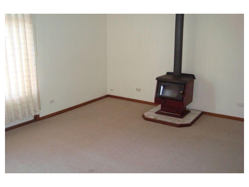 84 Shaw Street, Coolgardie WA 6429