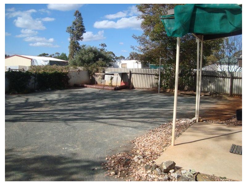 84 Shaw Street, Coolgardie WA 6429