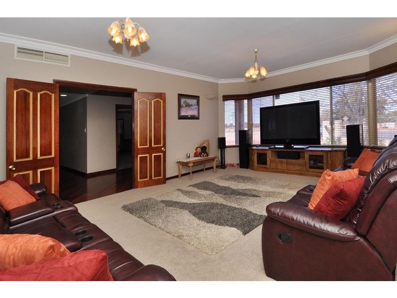 15 Emin Street, Somerville WA 6430