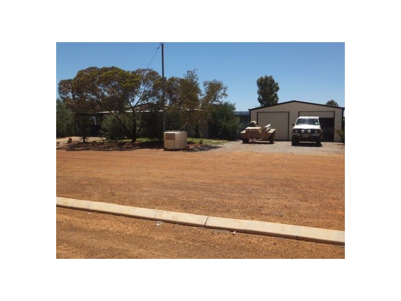 100 Lindsay Street, Coolgardie WA 6429