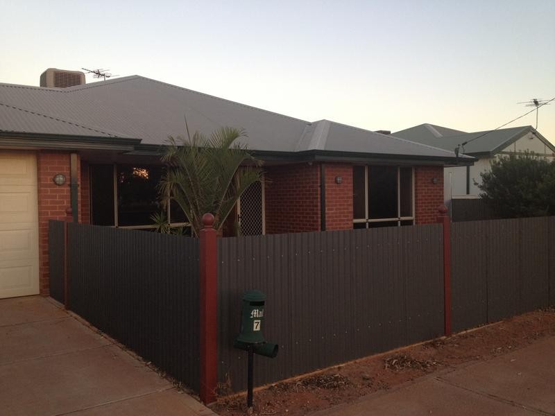 7 Edgar Street, South Kalgoorlie WA 6430