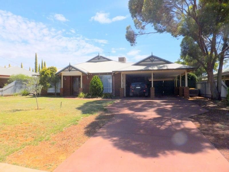 2 Wyllie Way, HANNANS, Kalgoorlie WA 6430