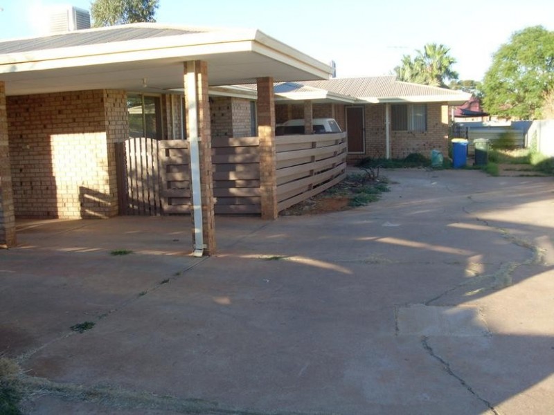 1/4 Horsefield Place, Kalgoorlie WA 6430