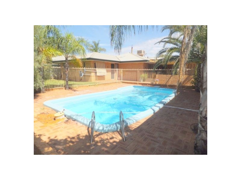 3 Burkett Drive, HANNANS, Kalgoorlie WA 6430