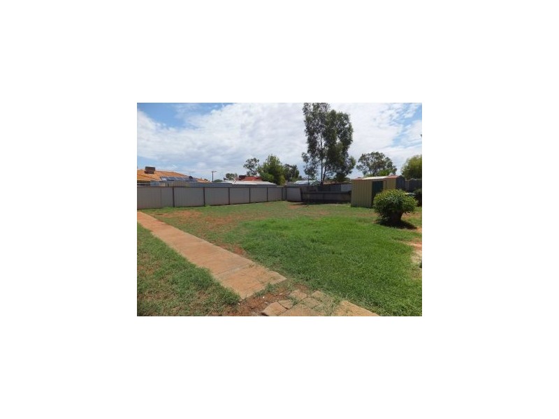 24 Belgravia Place, South Kalgoorlie WA 6430