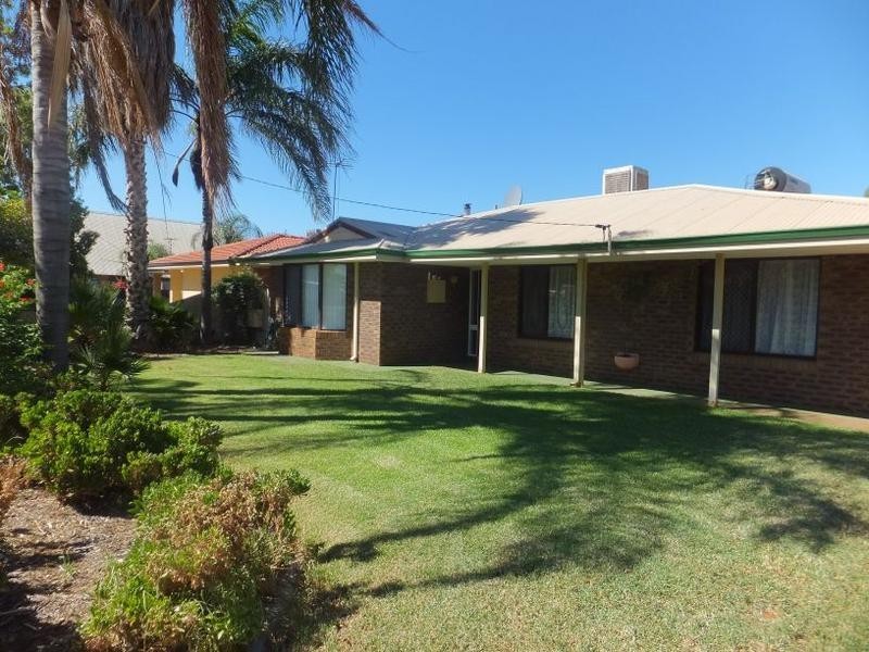 31 Hawkins Street, WEST LAMINGTON, Kalgoorlie WA 6430
