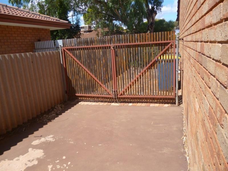40b Marshall Street, West Lamington WA 6430