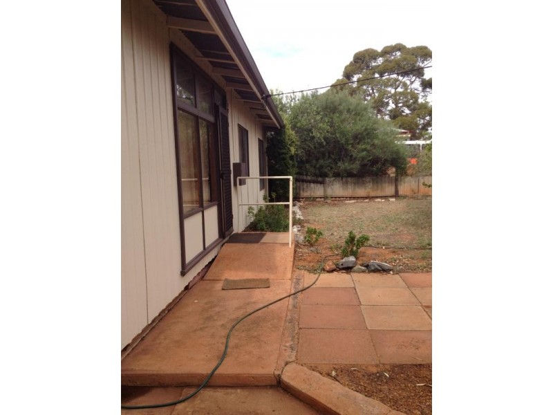 84 Shaw Street, Coolgardie WA 6429