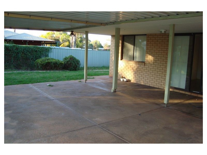 24 Holroyd Way, Boulder WA 6432