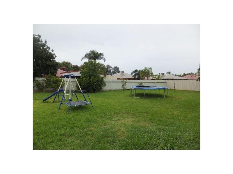 6 Mosconi Circle, Somerville WA 6430