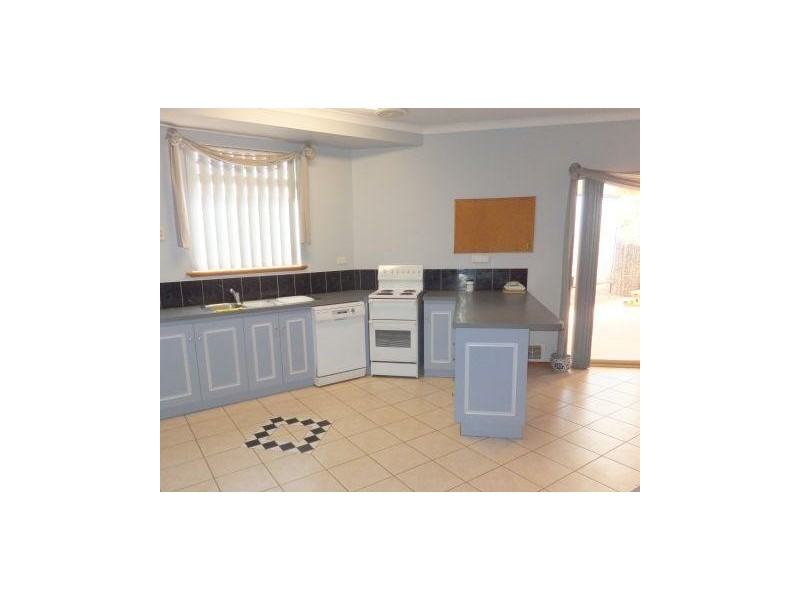 14 Paddington Drive, Hannans WA 6430