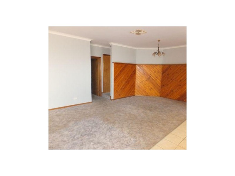 14 Paddington Drive, Hannans WA 6430