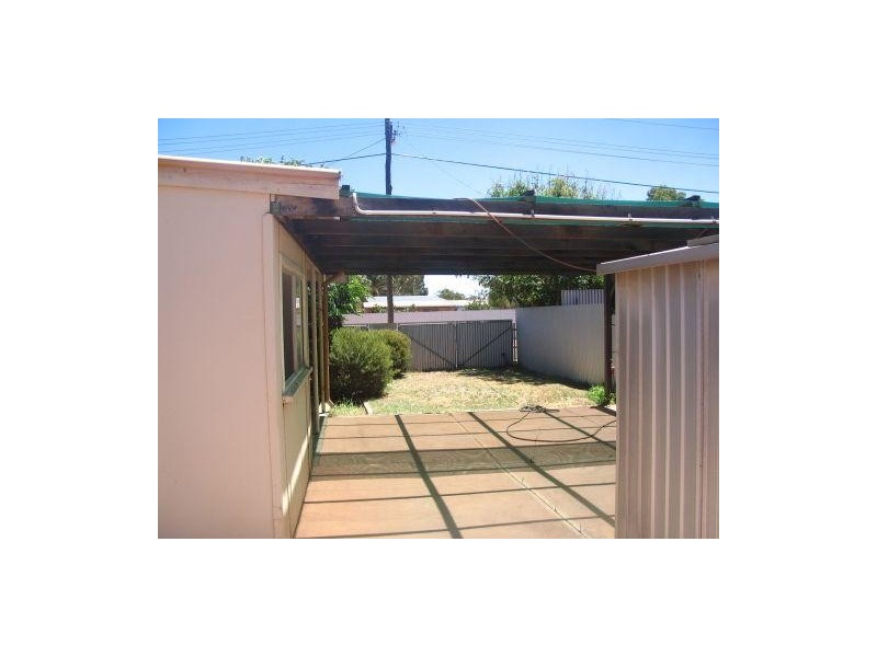 19 Evans Street, Boulder WA 6432