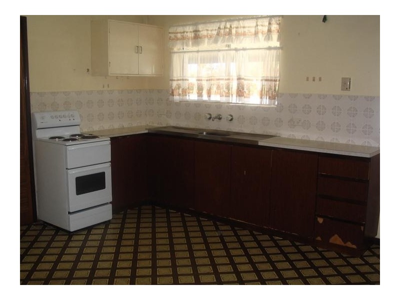 2A Moss Street, Kalgoorlie WA 6430