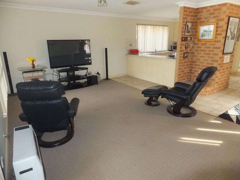 150A Moran Street, Victory Heights WA 6432