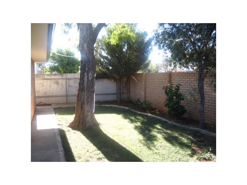 8A Rhodes Street, Kalgoorlie WA 6430