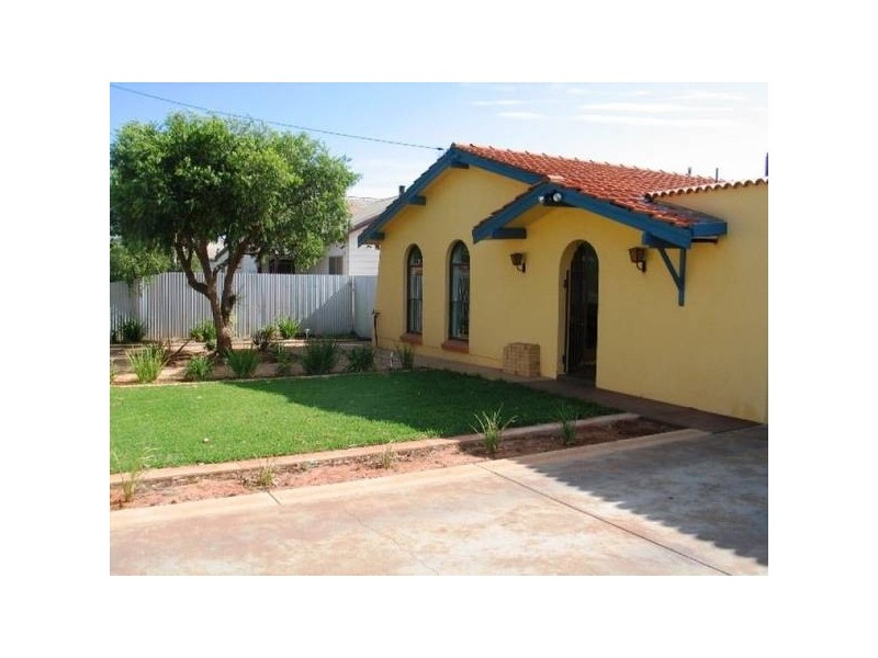 15 Salisbury Road, Kalgoorlie WA 6430