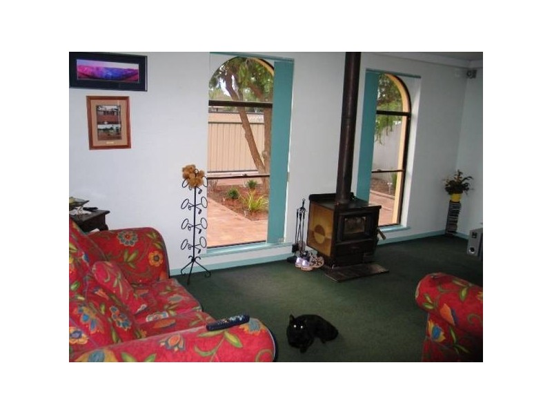15 Salisbury Road, Kalgoorlie WA 6430