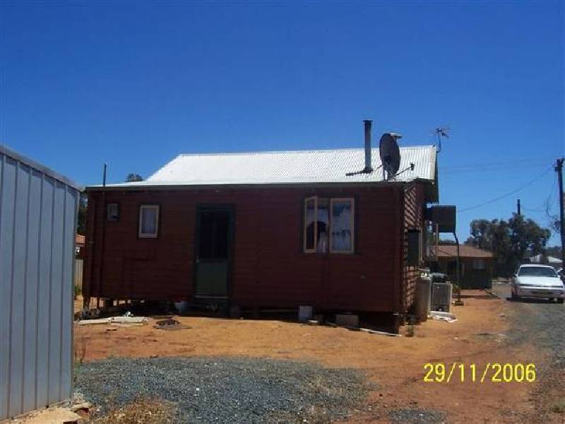 87 Forrest Street, Coolgardie WA 6429