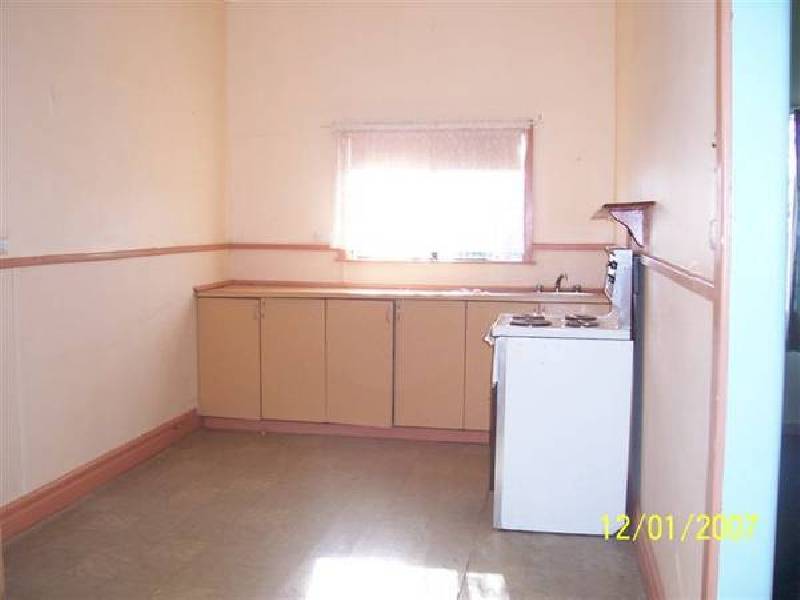 81 Shaw Street, Coolgardie WA 6429