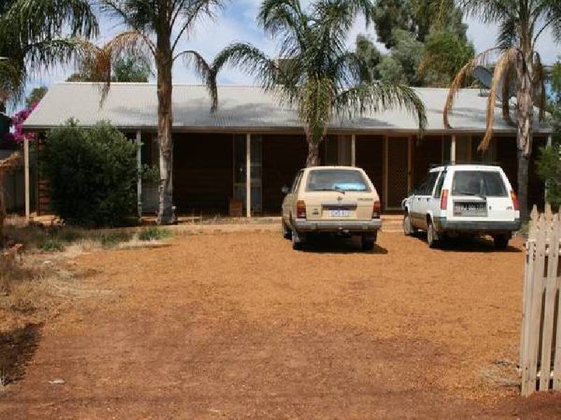69 King Street, Coolgardie WA 6429