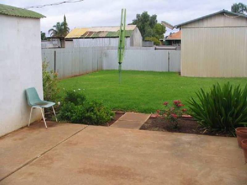 98 Richardson, Boulder WA 6432