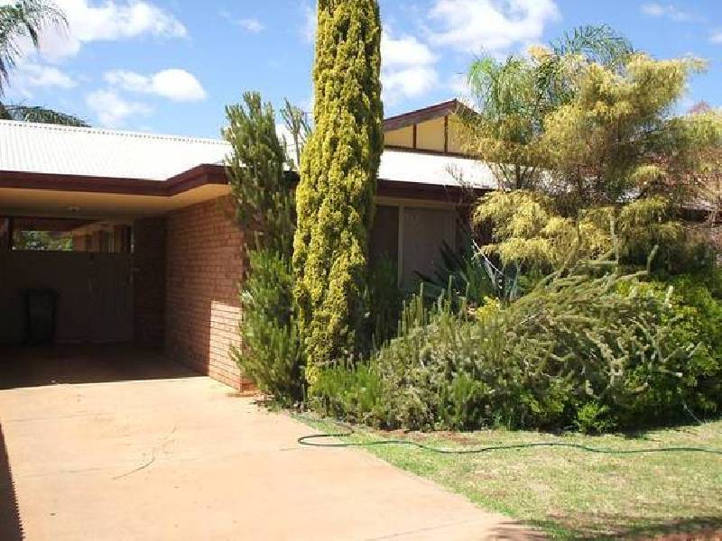 8B Paddington Drive, Kalgoorlie WA 6430
