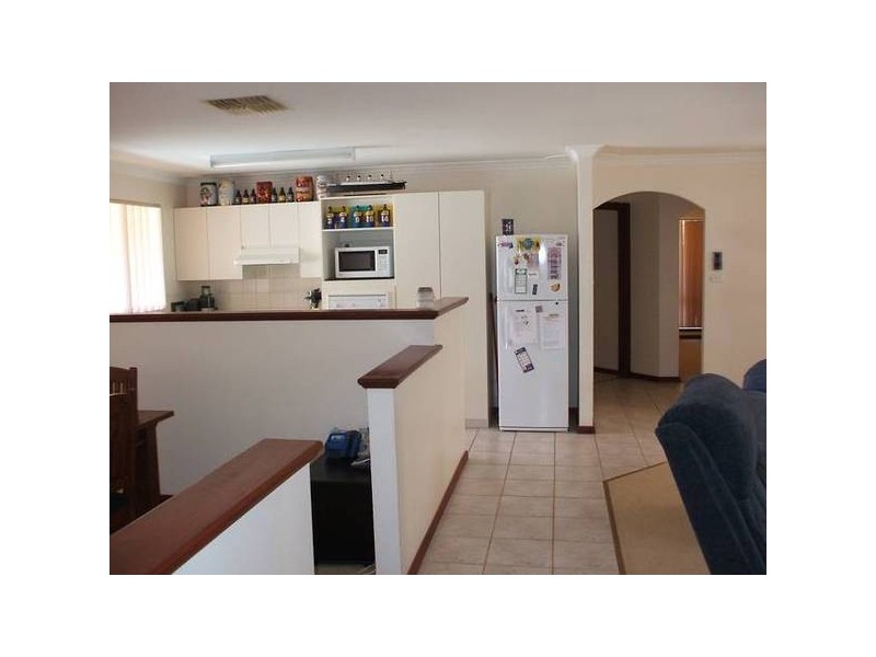 8B Paddington Drive, Kalgoorlie WA 6430