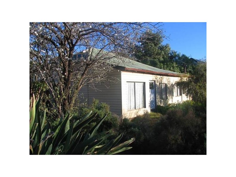 1 Broadarrow Road, Kalgoorlie WA 6430