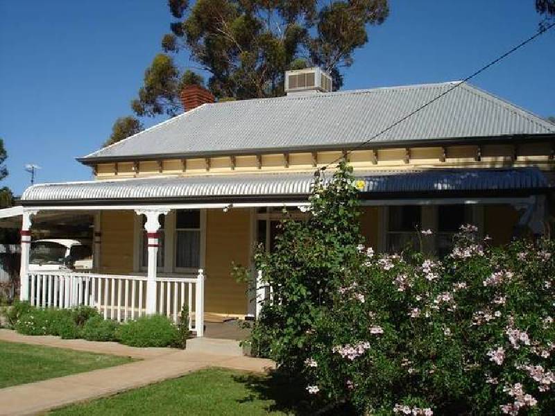 28 Richardson Street, Boulder WA 6432