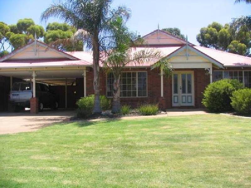 8 Goongarri Way, Kalgoorlie WA 6430