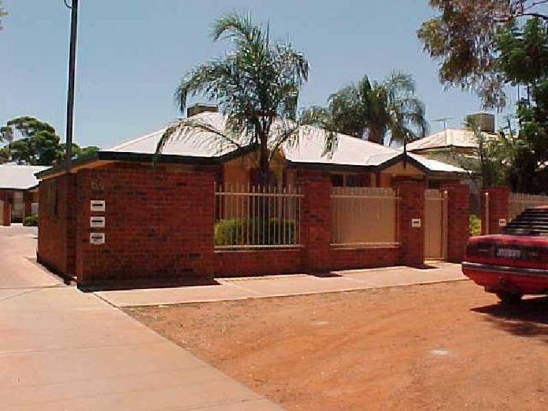 2/64 Bourke Street, Kalgoorlie WA 6430