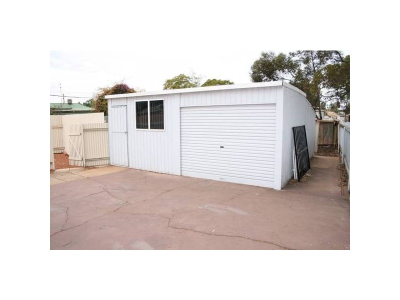 1 Oswald Street, Kalgoorlie WA 6430