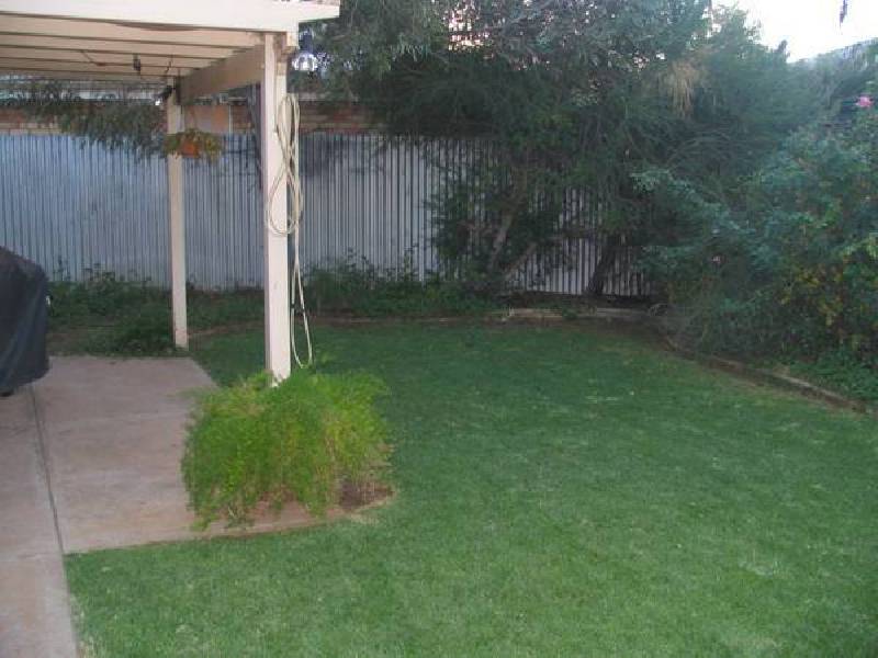 2/44 Azamor Drive, Kalgoorlie WA 6430