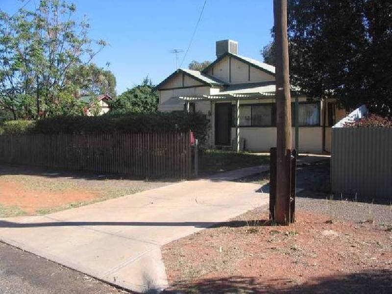 13 Dart Street, Boulder WA 6432