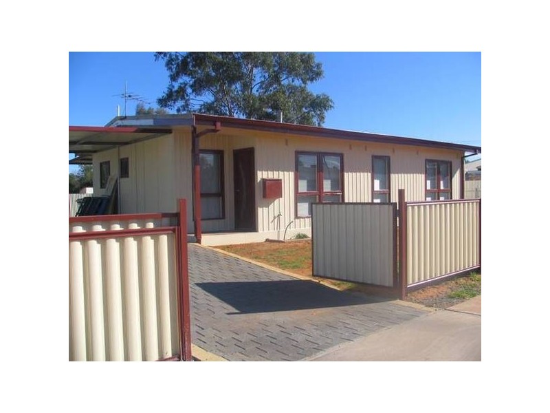 89B Vivian Street, Boulder WA 6432