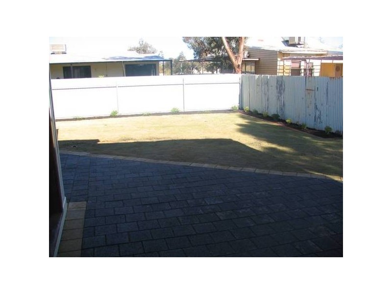 89B Vivian Street, Boulder WA 6432