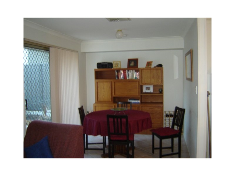 2/36 Comer Street, Como WA 6152