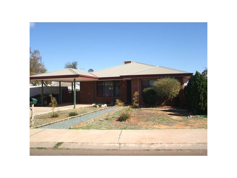 4 Truscott Court, Kalgoorlie WA 6430