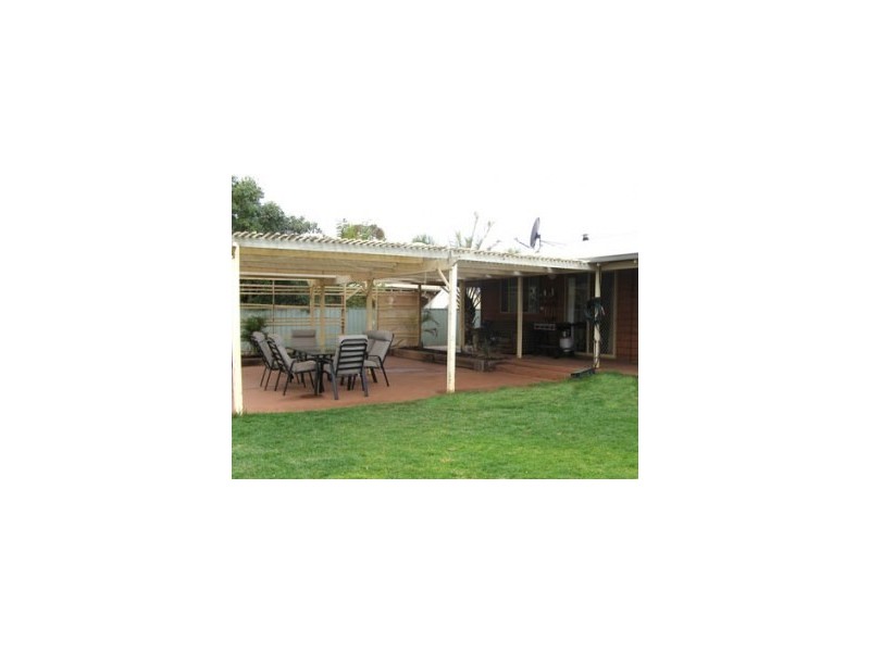 14 Holroyd Way, Boulder WA 6432